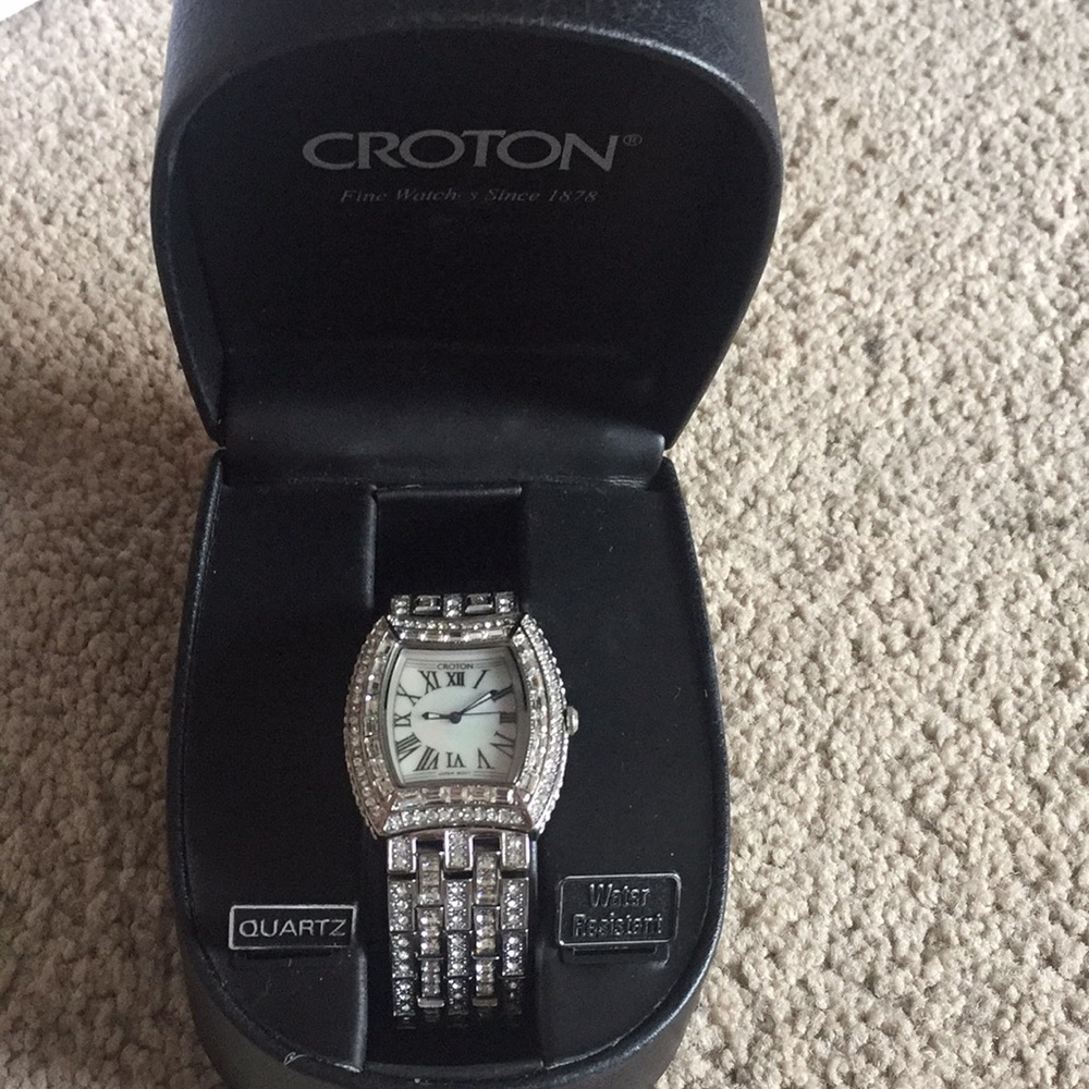 NEW Croton Shiny Quartz Watch ❤️❤️❤️